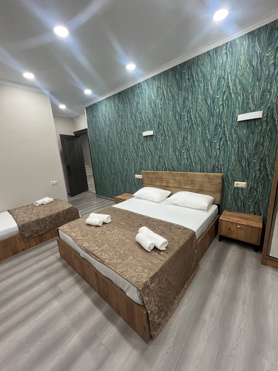 Triple Room – 007